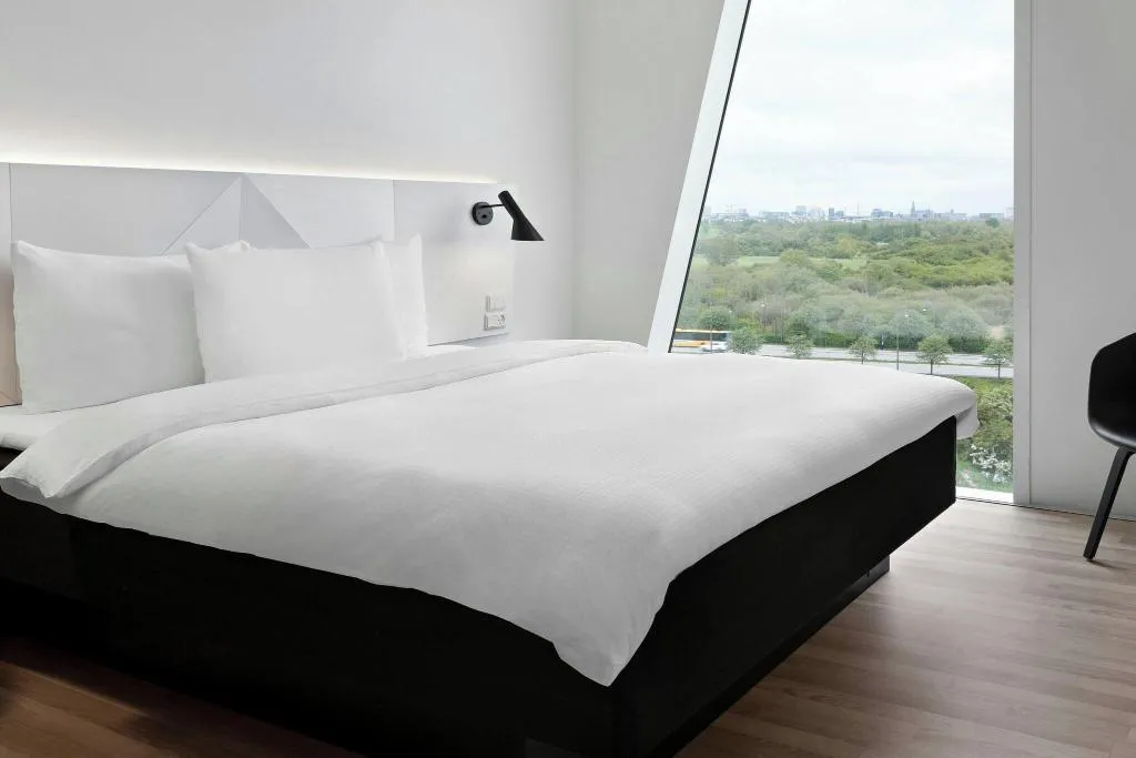 DOUBLE CITY VIEW QUEEN BED Room, AC Bella Sky Copenhagen, Copenhagen