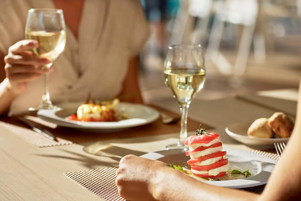 Restaurant, Iberostar Waves Club Cala Barca, Majorca