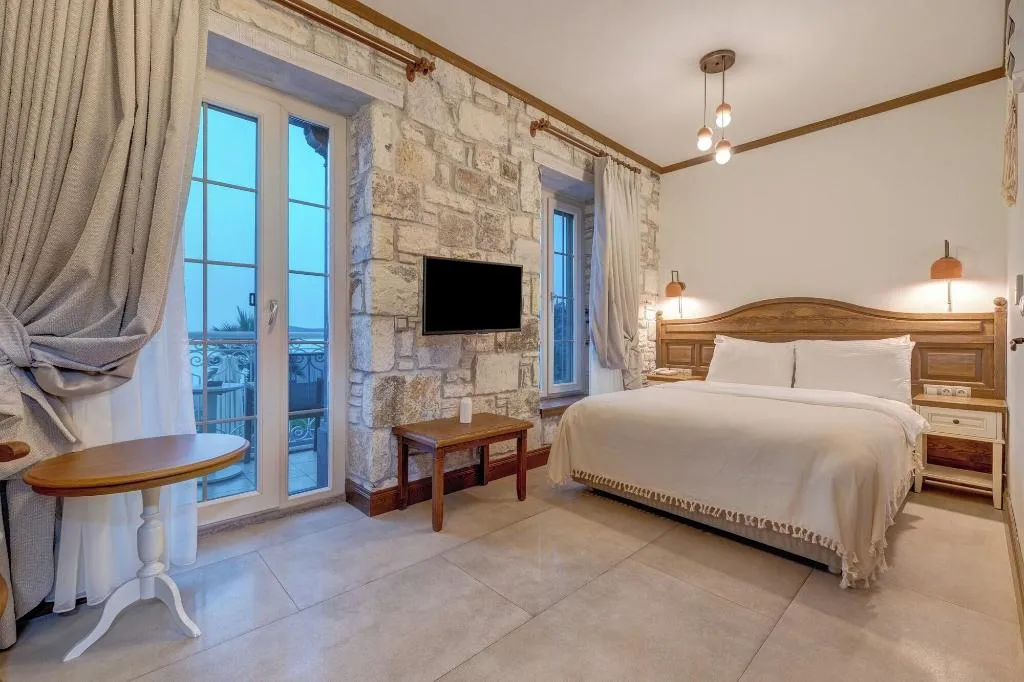 Room, Navali̇a Otel, Izmir