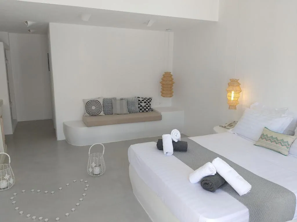 Room, Filira Suites, Santorini