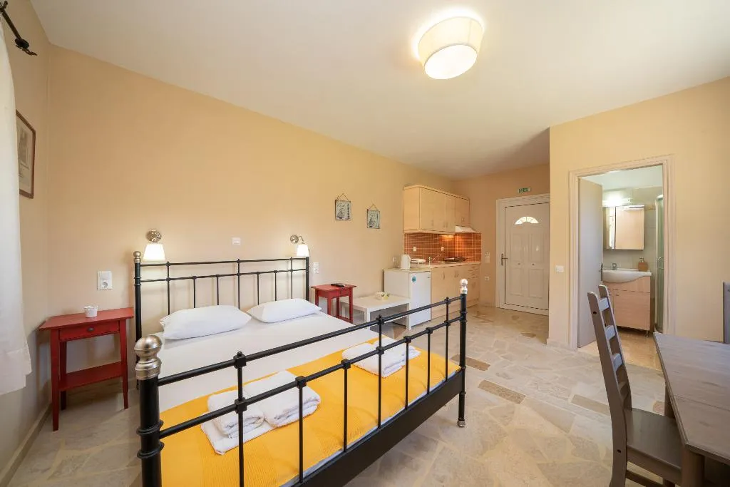STUDIO ONE BEDROOM ONE BATHROOM Room, Aggelina's Apartments, Kefallinia