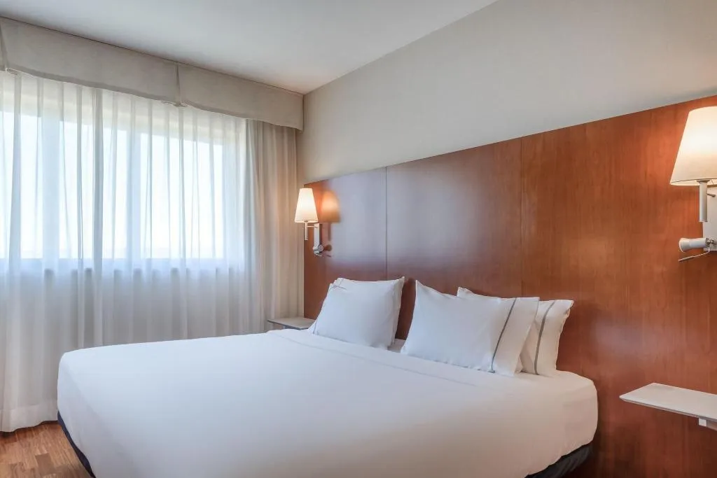 DOUBLE SUPERIOR KING BED Room, AC Madrid Alcalá de Henares, Madrid