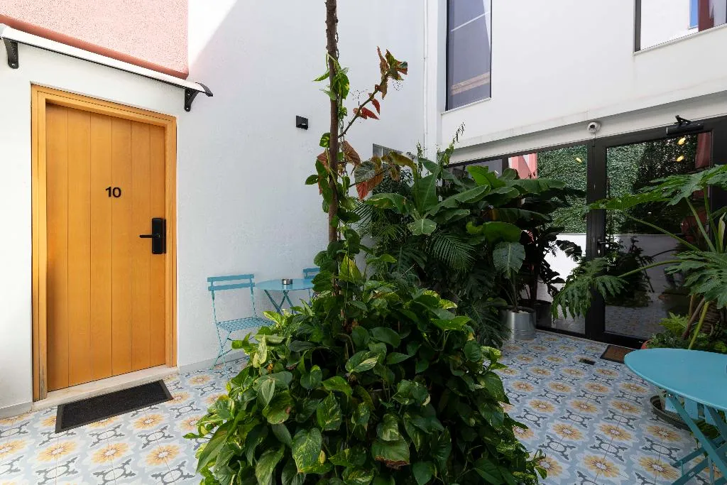 TRIPLE STANDARD Room, Parea, Athens