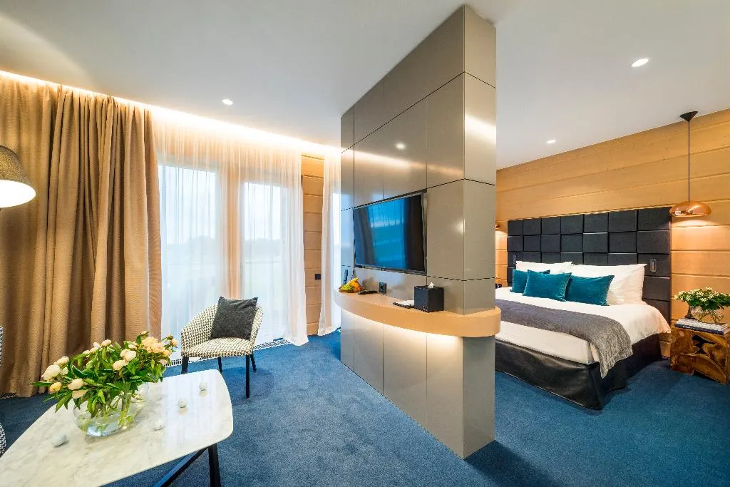 SUITE WITH BALCONY Room, Jurmala Golf Club & Hotel, Riga