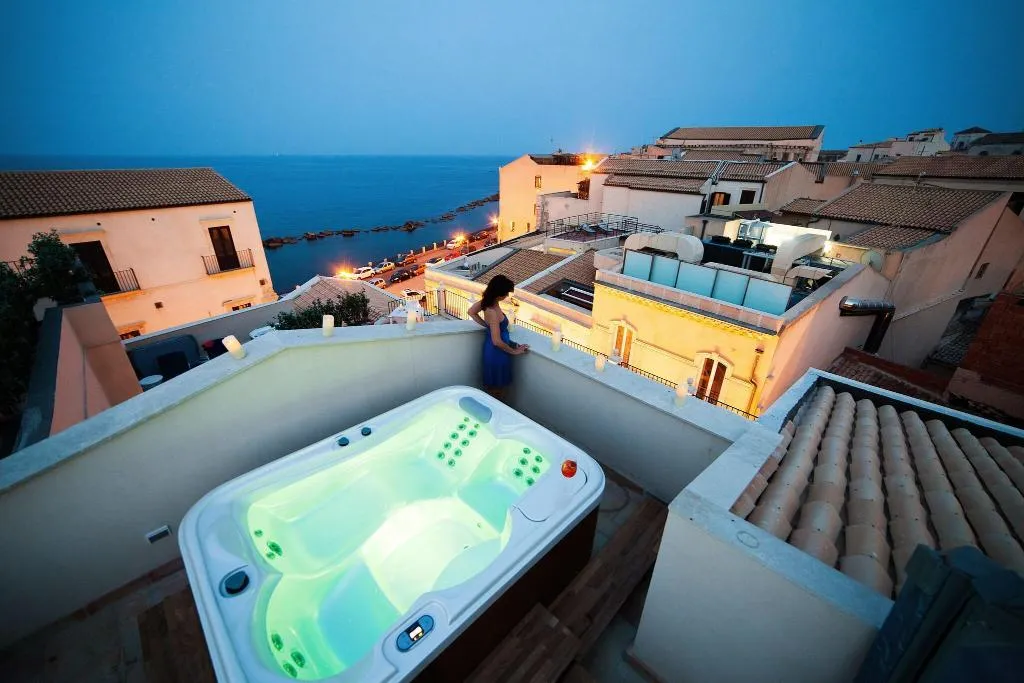Terrace, Algila Ortigia Charme Hotel, Catania