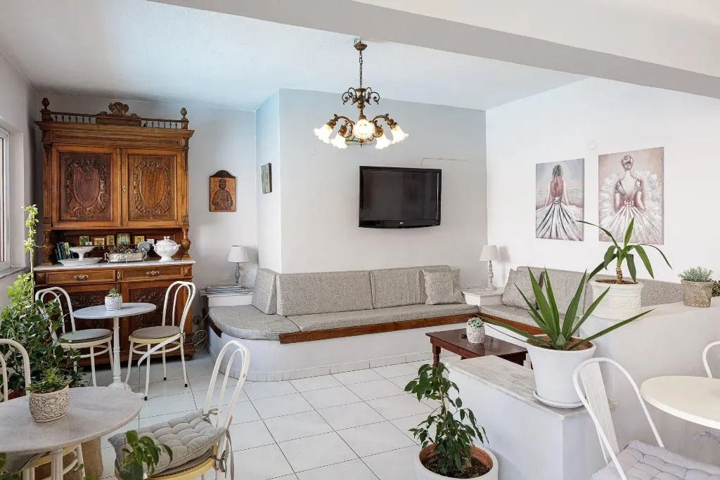 Restaurant, Kasteli Studios & Apartments, Crete