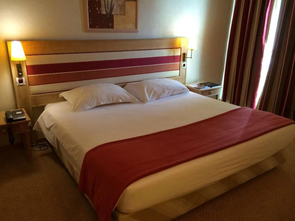 Room, Riviera Hotel Carcavelos, Lisbon