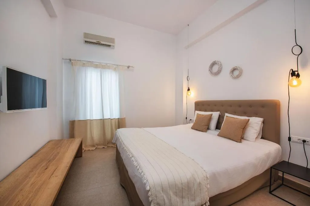 Room, Hotel Eucalyptus, Santorini
