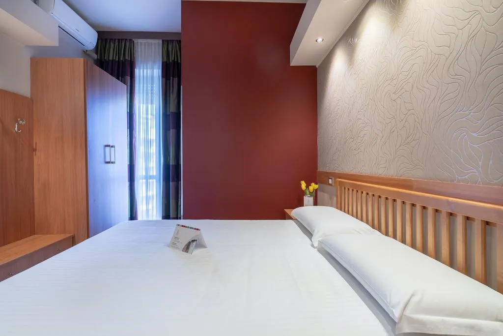 DOUBLE STANDARD Room, Palace Hotel, Naples