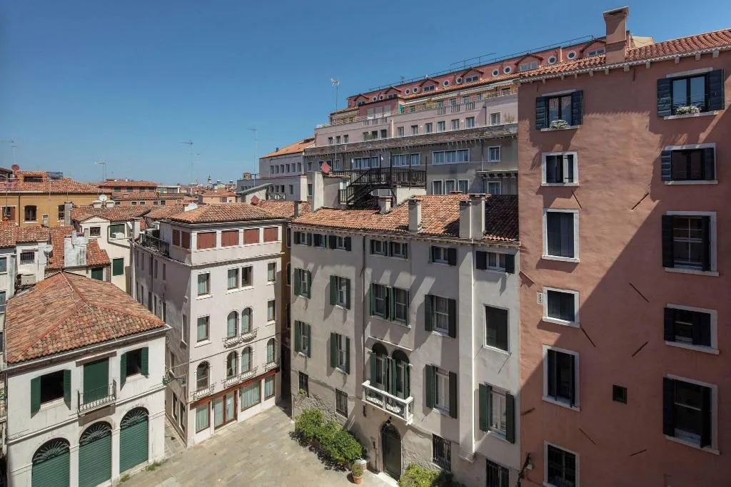SUITE KING SIZE BED Room, The St Regis Venice, Venice