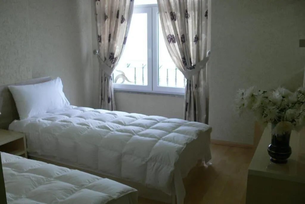 Room, Hotel Majestic, Durres