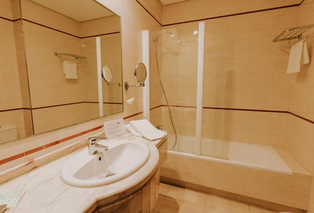 Room, Hotel Manolo Mayo, Seville