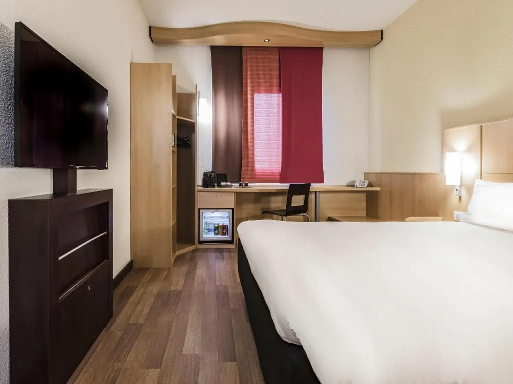 Room, ibis Milano Malpensa Aeroporto, Milan