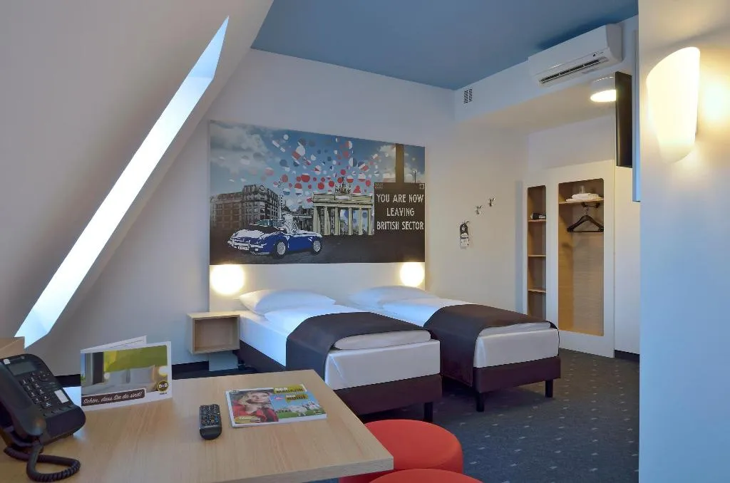TWIN STANDARD Room, B&B HOTEL Berlin-Charlottenburg, Berlin