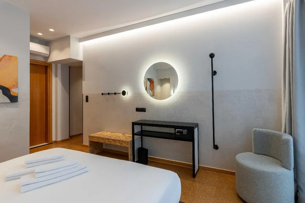 DOUBLE SUPERIOR WITH TERRACE Room, Parea, Athens