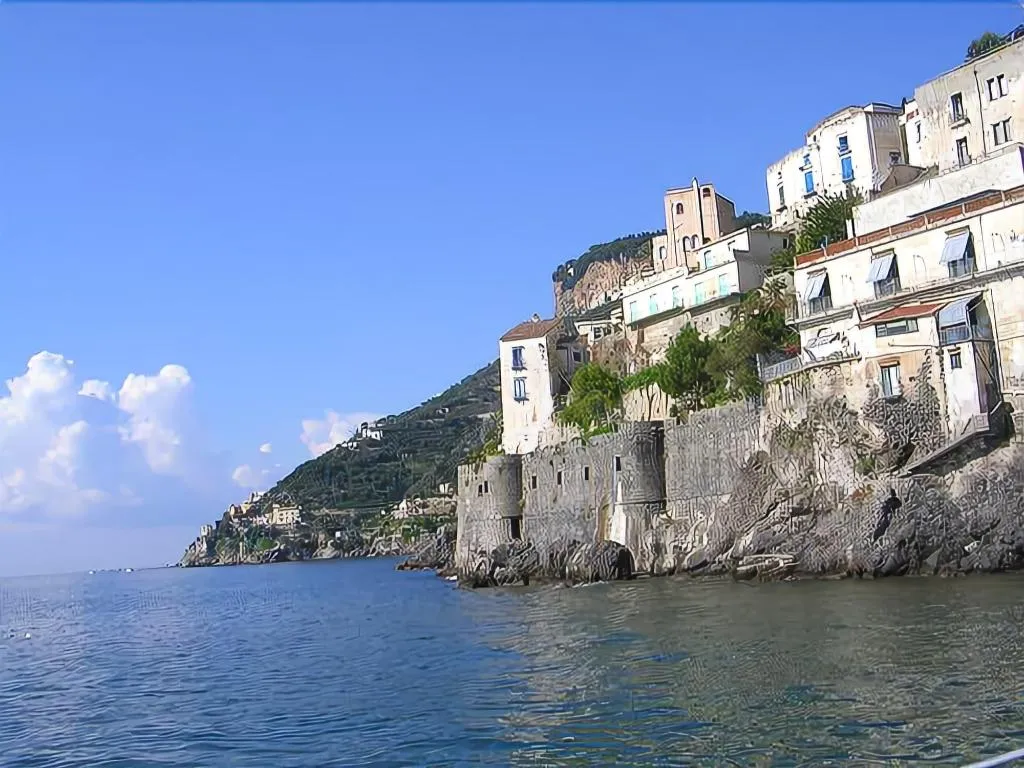 General view, Hotel Settebello, Naples