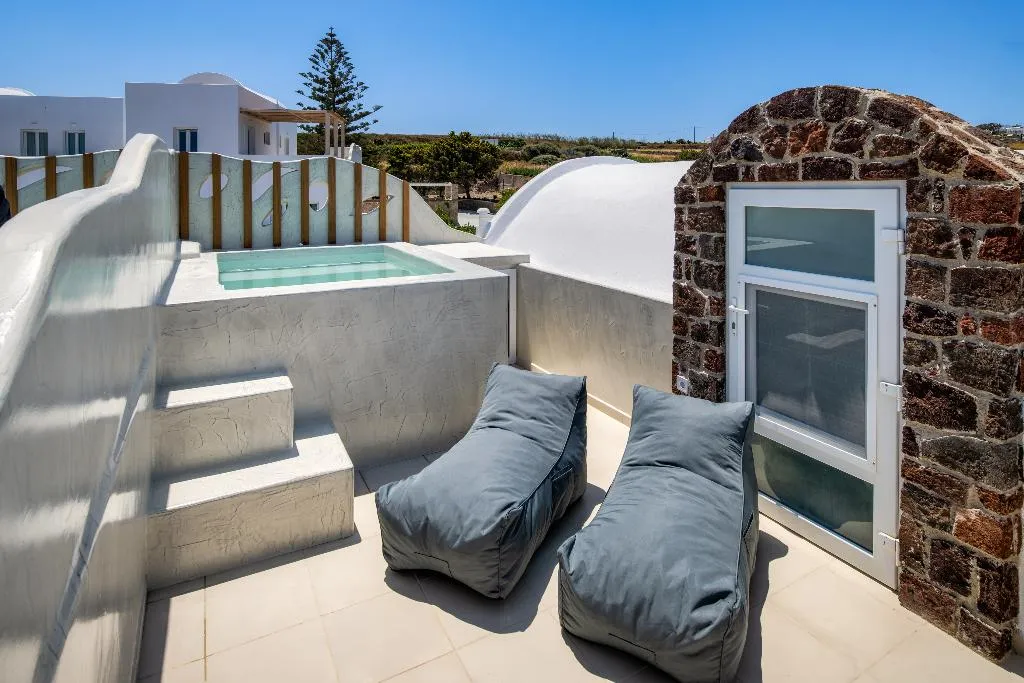 SUITE WITH JACUZZI Room, Aelia Luxury Suites, Santorini