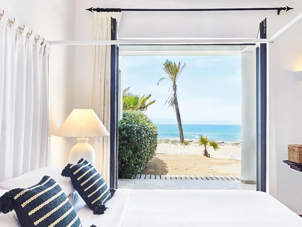 VILLA BEACH FRONT Room, Grecotel LUXME Oasis, Athens