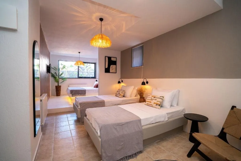 Room, Ajlan oia, Izmir