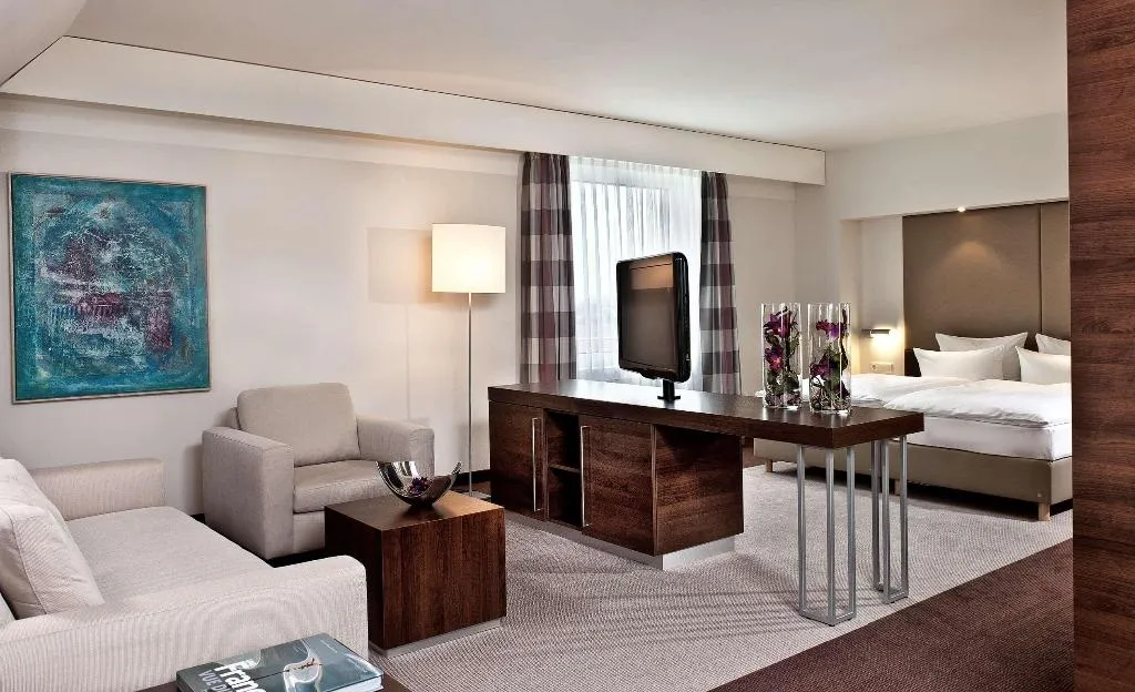 Room, Estrel Hotel Berlin, Berlin