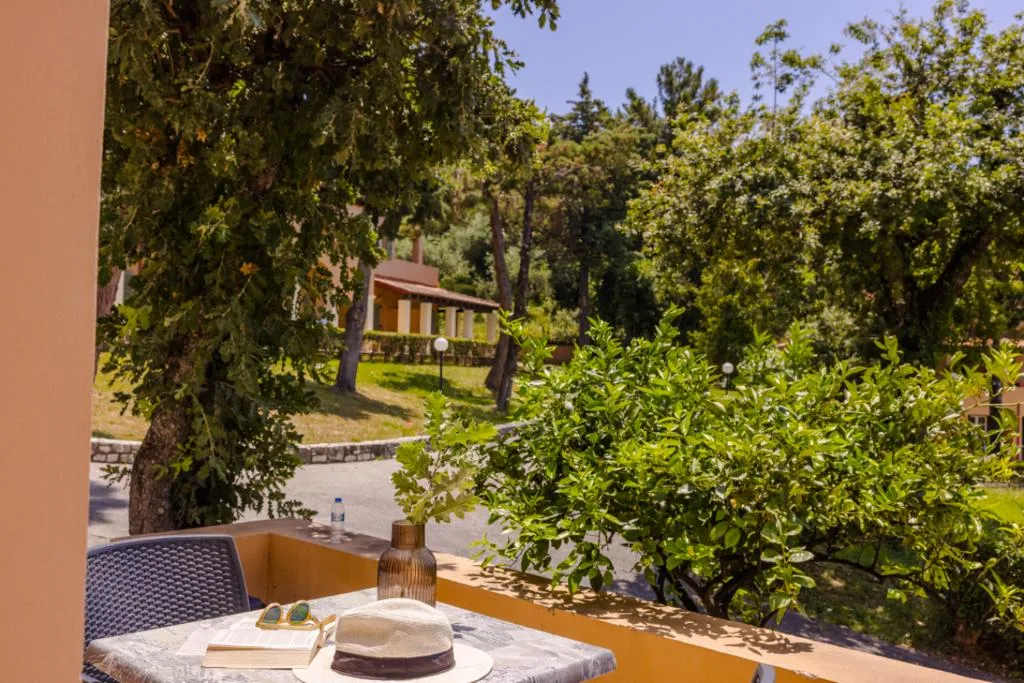DOUBLE GARDEN VIEW Room, Century Resort, Corfu