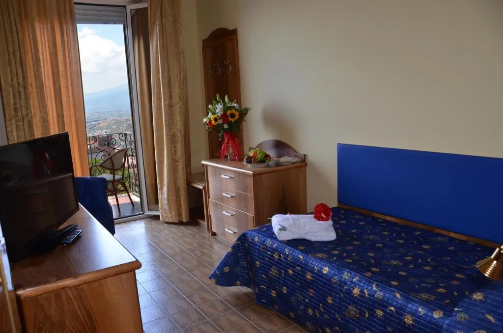 SINGLE STANDARD Room, Taormina Park Hotel, Taormina