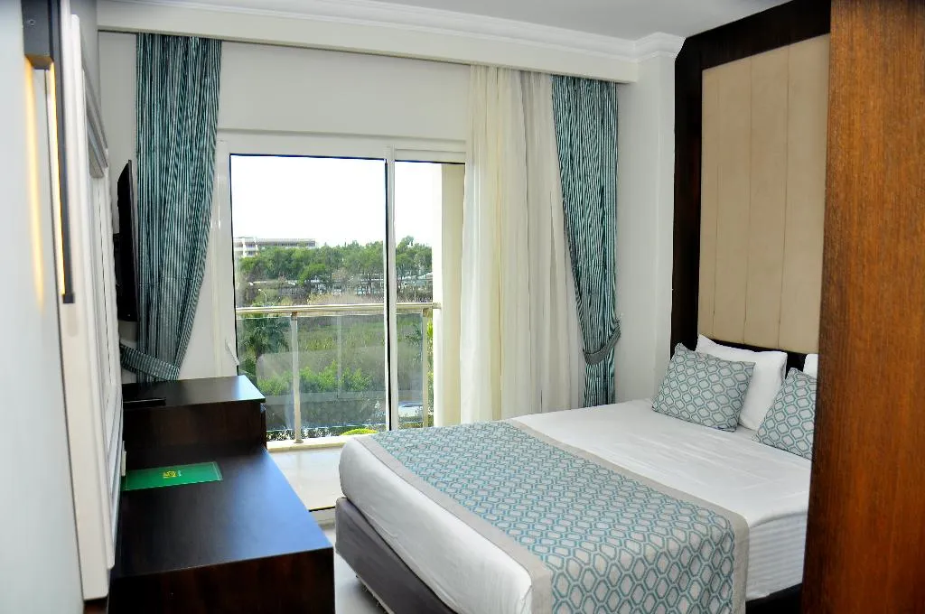 DOUBLE LAND VIEW Room, Lrs Lake&River Side Hotel & Spa, Antalya
