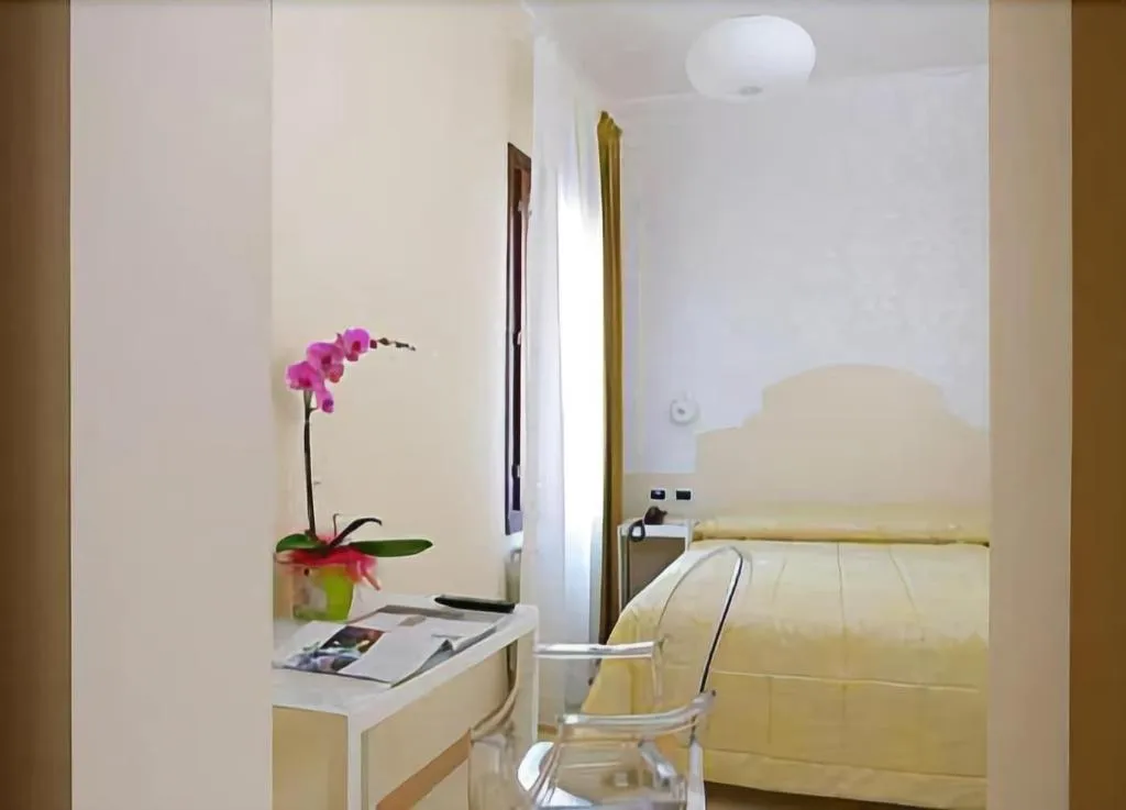 Room, Hotel Adriatico, Venice