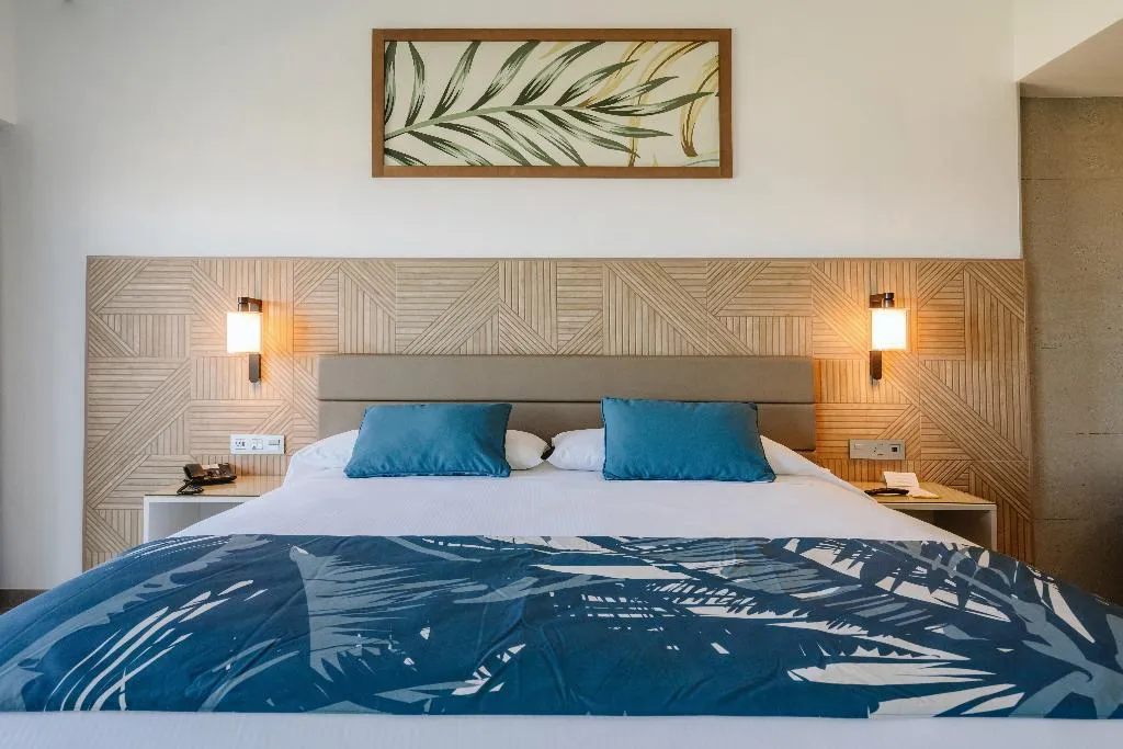 SUITE OCEAN VIEW Room, Riu Latino - Adults Only - All Inclusive, Cancun Area