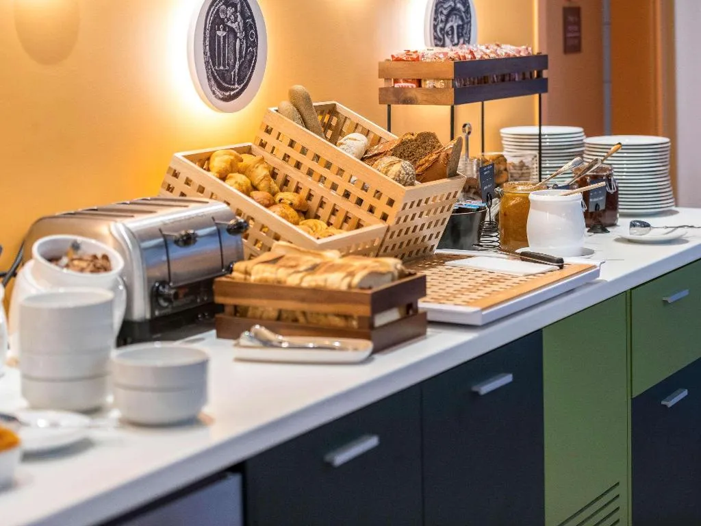 Restaurant, Ibis Styles Athens Routes, Athens