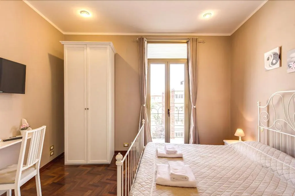 Room, Morgagni House, Rome