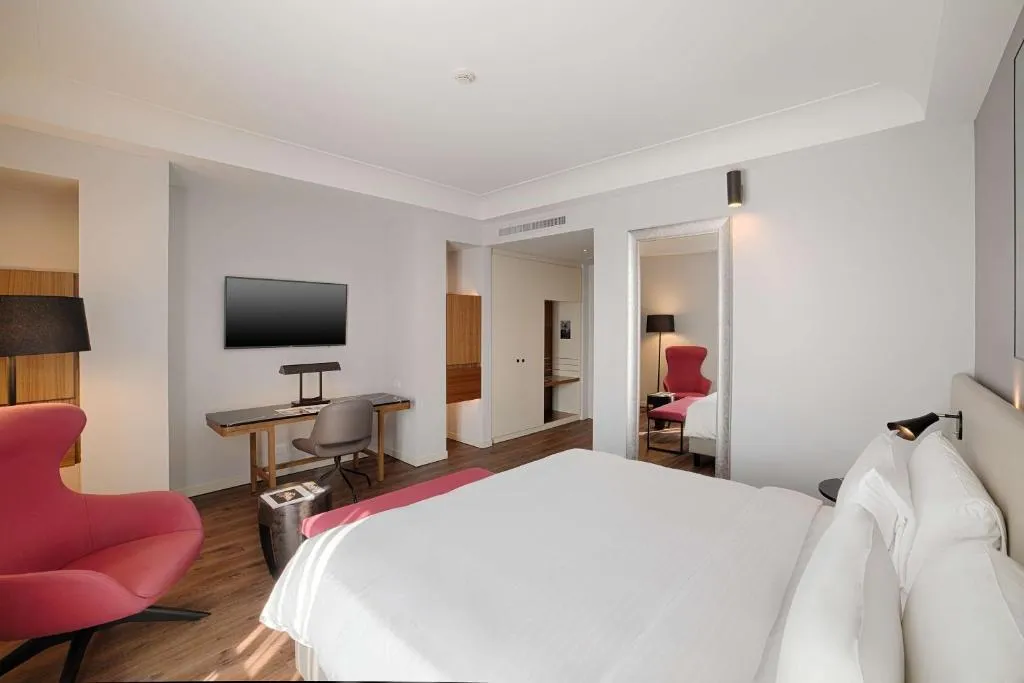 Room STANDARD Room, Radisson Blu Hotel, Milan