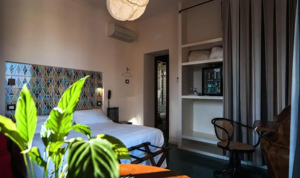 Room, La Moresca, Naples