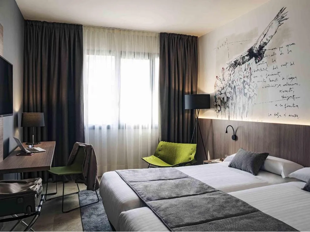 TWIN STANDARD Room, Mercure Barcelona Condor, Barcelona