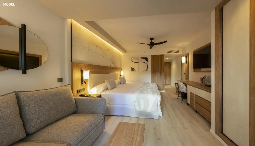 DOUBLE PARTIAL SEA VIEW Room, Hotel Riu Palace Nautilus - Adults Only, Costa Del Sol