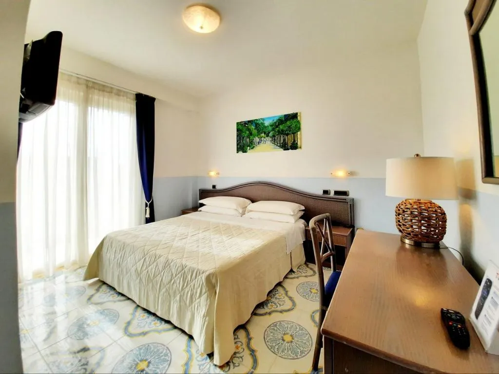 Room, Hotel Stella Maris, Naples