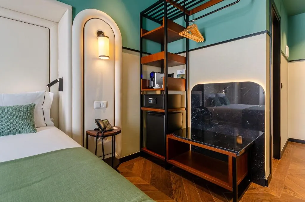 Room, Nicola Rossio Hotel, Lisbon