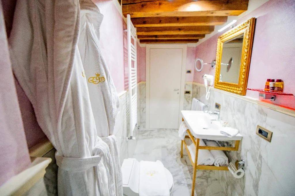 DOUBLE DELUXE Room, EGO' Residence Venice, Venice