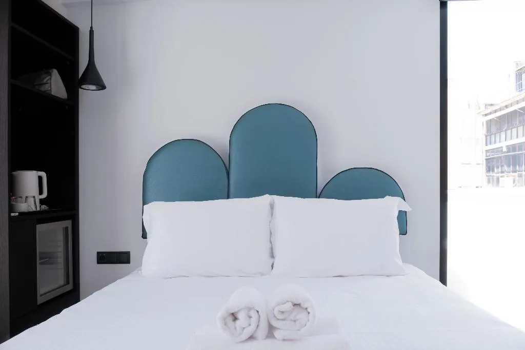 DOUBLE WITH BALCONY WITH VIEWS Room, Parea, Athens