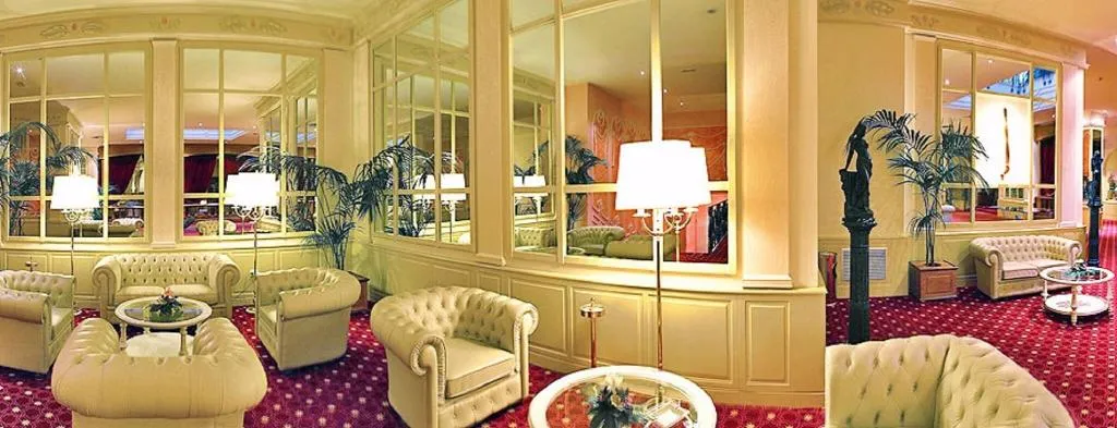 Lobby, Grand Hotel La Pace, Naples