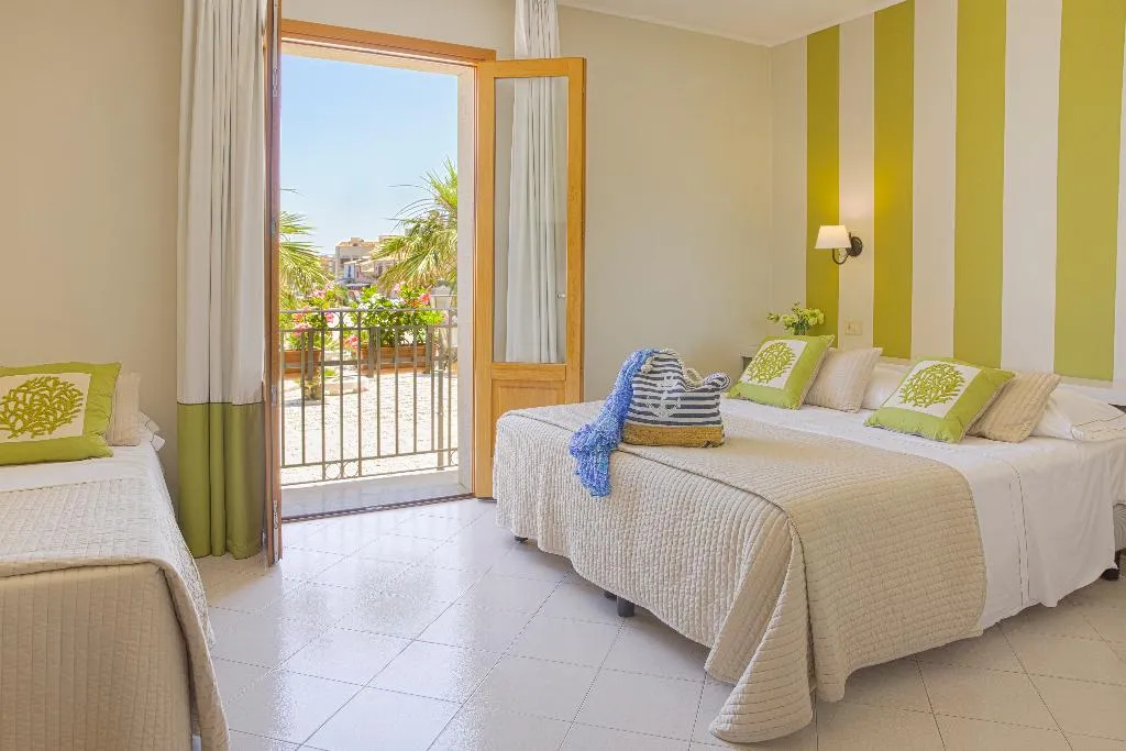 TRIPLE SUPERIOR SEA VIEW Room, Al Madarig, Palermo