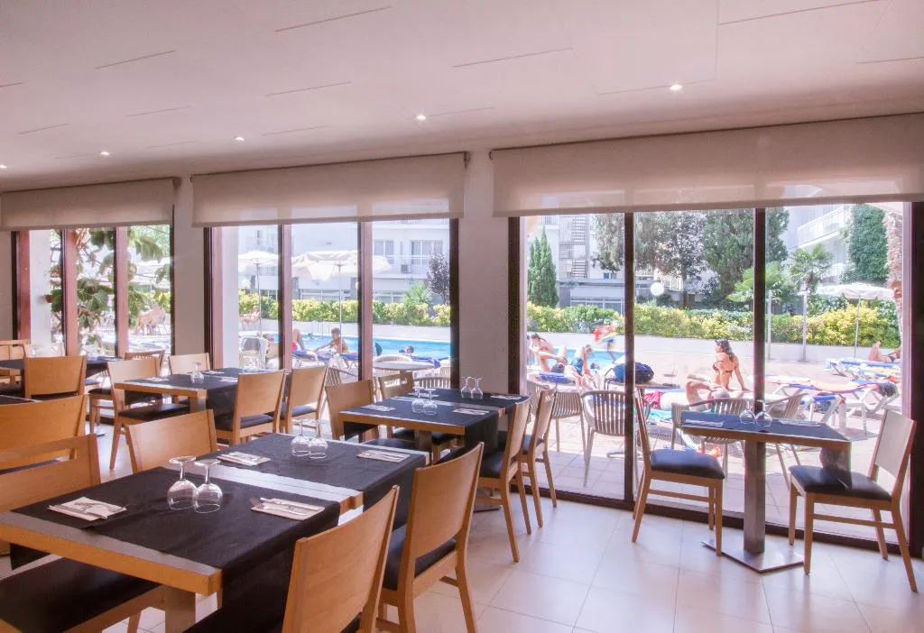Restaurant, Garbi Park, Costa Brava