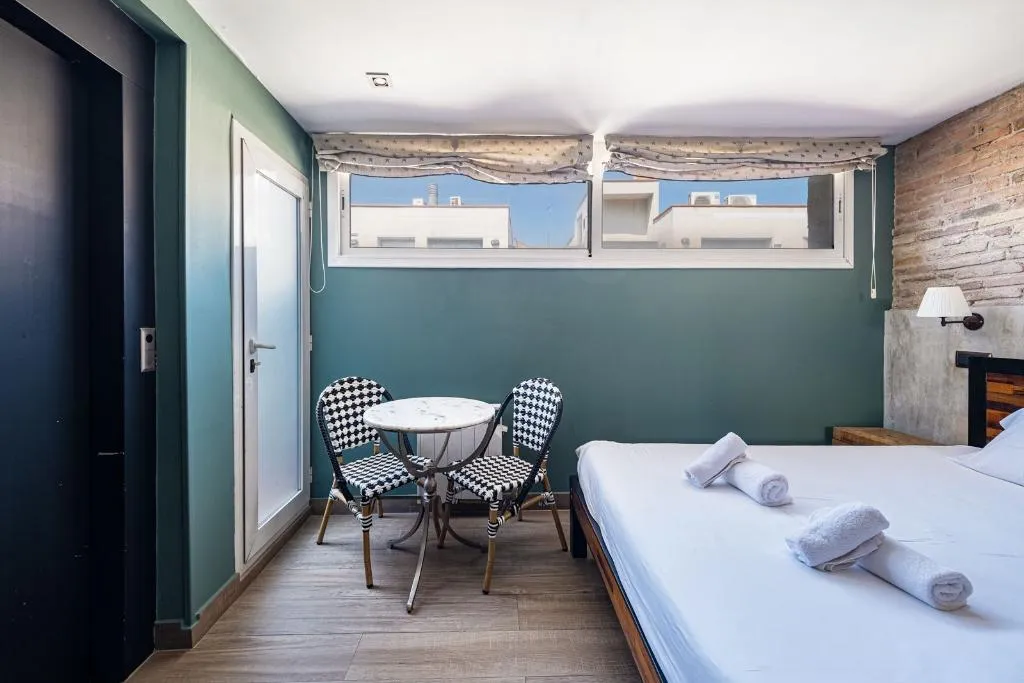STUDIO BASIC Room, AinB Born Damas Apartment, Barcelona