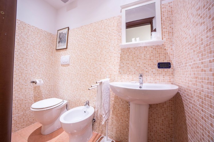 B&B Galileo 2000, Florence