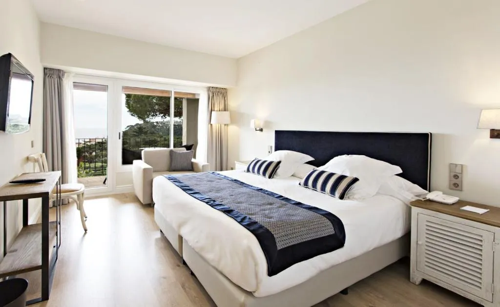 Double or Twin WITH TERRACE Room, Aiguablava, Costa Brava