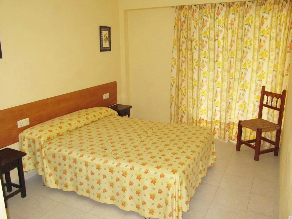 Room, Flandria, Costa Dorada