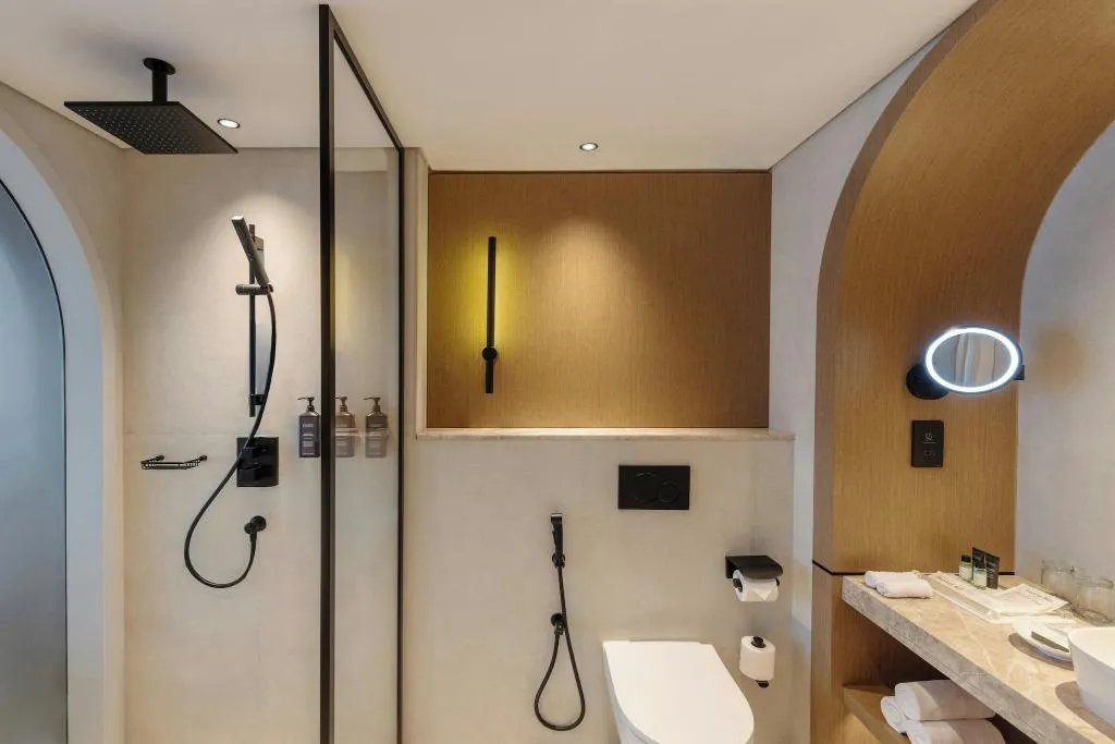 TWIN DELUXE WITH VIEWS Room, Sheraton Jumeirah Beach Resort, Dubai