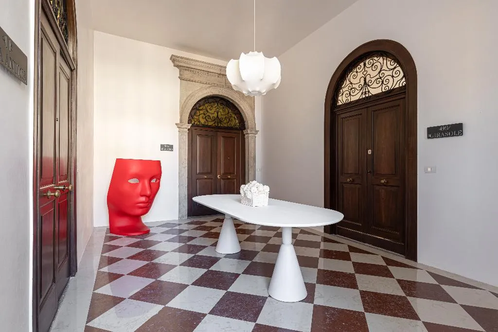 General view, Palazzo Dei Fiori By Room Mate, Venice