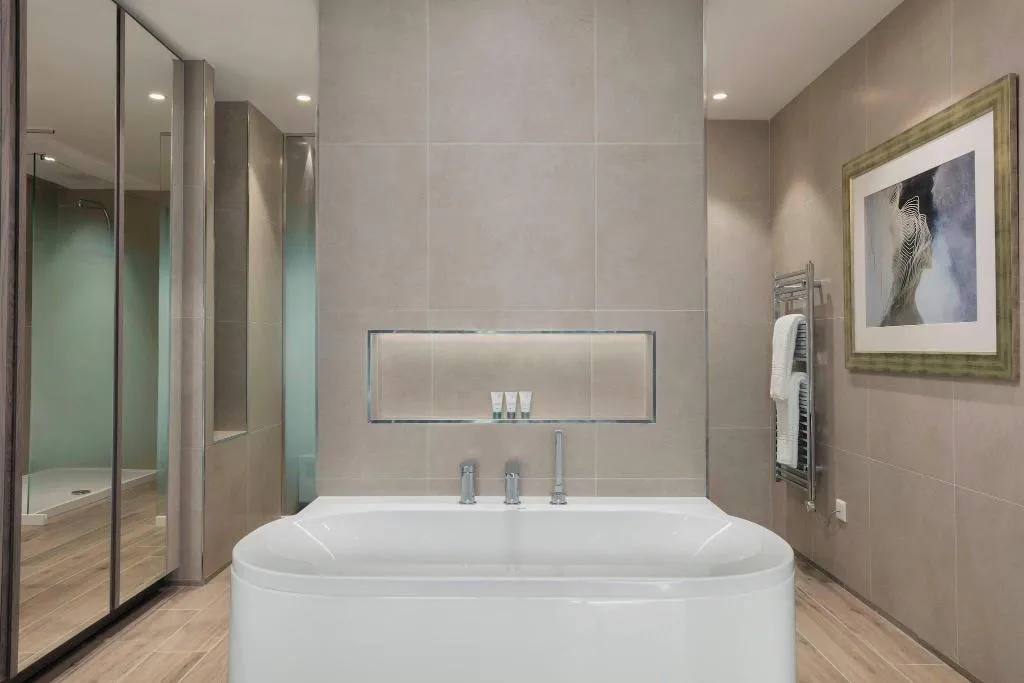 SUITE LUXURY Room, Westin Dragonara Resort, Malta