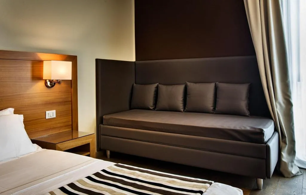 TRIPLE CLASSIC Room, Sardegna Hotel, Cagliari